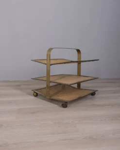Porte-revues vintage des années 1960 en laiton et paille de Vienne, design italien