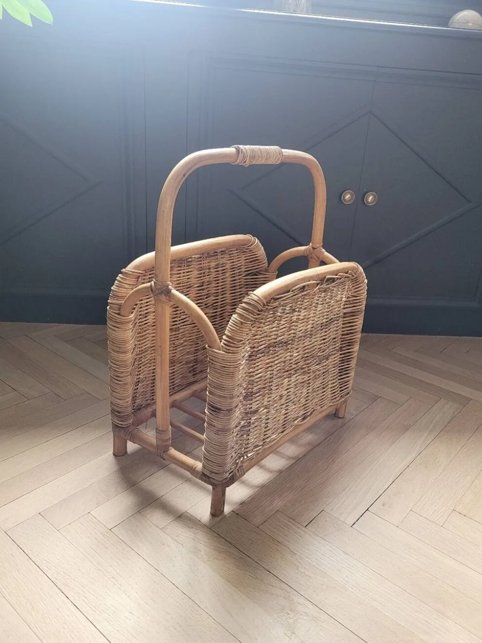 Porte-revues vintage en bambou et rotin