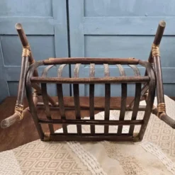 Porte-revues vintage en bois courbé – Structure ajourée – Années 60/70