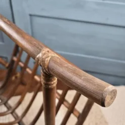 Porte-revues vintage en bois courbé – Structure ajourée – Années 60/70
