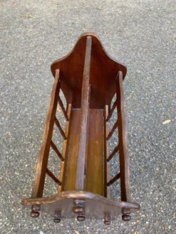Porte-revues vintage en bois massif style rustique / retro