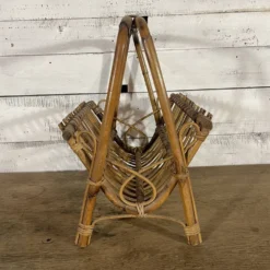 Porte revues vintage en rotin