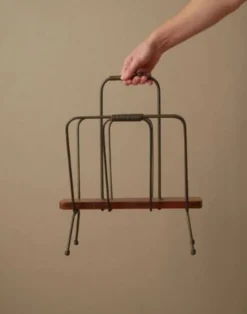 Porte-revues vintage métal et bois milieu XXe