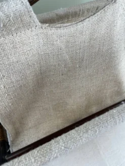 Porte revue vintage en rotin