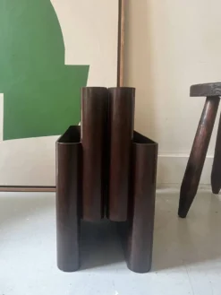 Porte revue / vinyle marron Giotto Stoppino pour kartell, design 1970