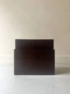 Porte revue / vinyle marron Giotto Stoppino pour kartell, design 1970
