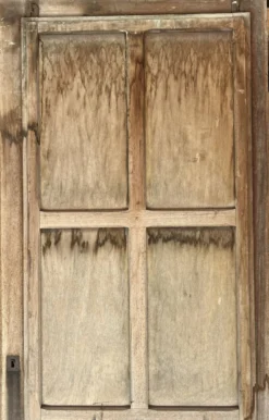 Portes en bois devanture de magasin ancienne + cadre