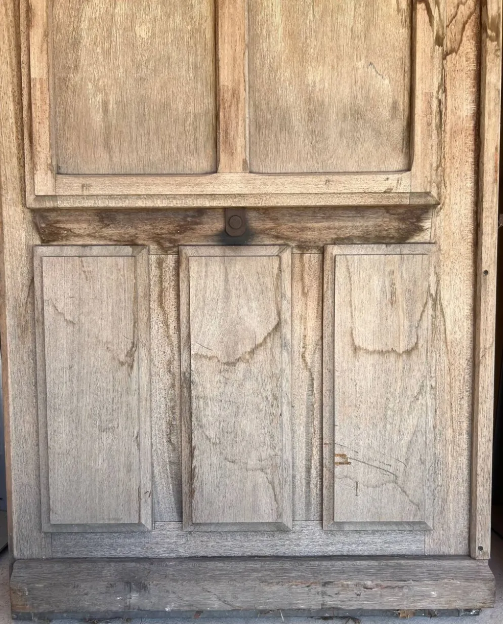 Portes en bois devanture de magasin ancienne + cadre