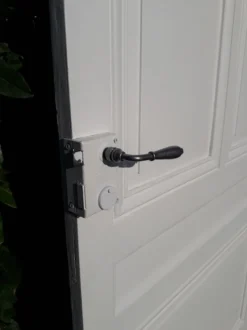 Porte 207x99,5cm de communication verso panneauté mouluré