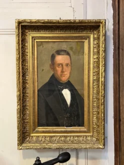 Portrait homme aux yeux bleus XIXe