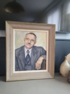 Portrait huile sur toile signé J. Adam 53
