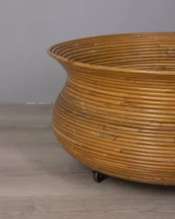 Pot de plante en bambou au design italien des années 1960 avec roues