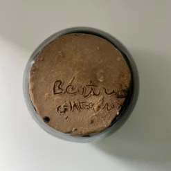 Pot en grès bleu nuit