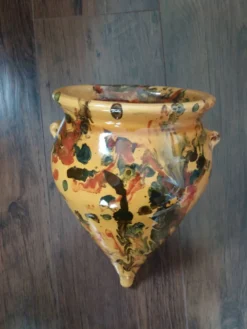 Pot jarre en terre cuite, jaspé, poterie provençale ou catalane à suspendre