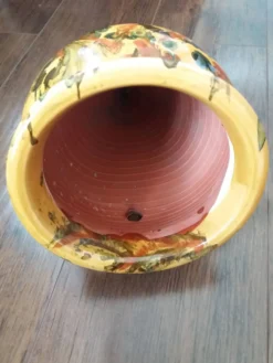 Pot jarre en terre cuite, jaspé, poterie provençale ou catalane à suspendre