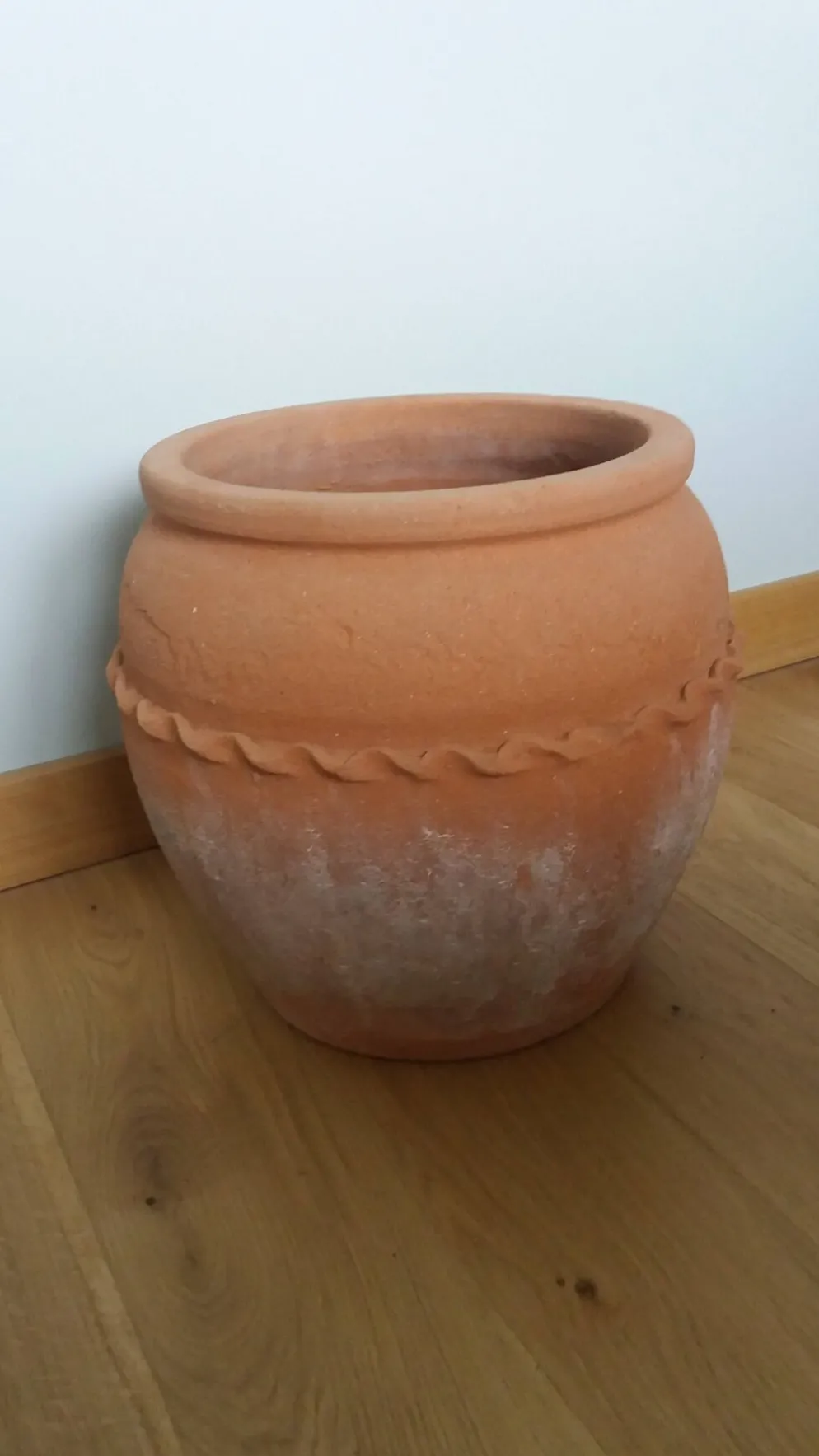 Pot à plante, jardinière en terre cuite