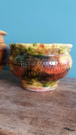 Pots de fleur, poterie provençale en terre cuite émaillée