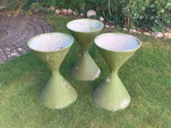 3 pots de fleurs Diabolo de Willy Guhl pour Eternit