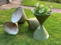 3 pots de fleurs Diabolo de Willy Guhl pour Eternit