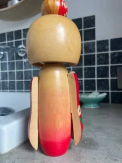 Poupée japonaise Kokeshi