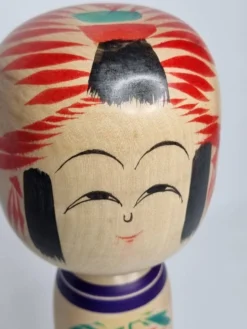 Poupée Kokeshi traditionnelle japonaise signée et numérotée, 31 cm, datée de 1964