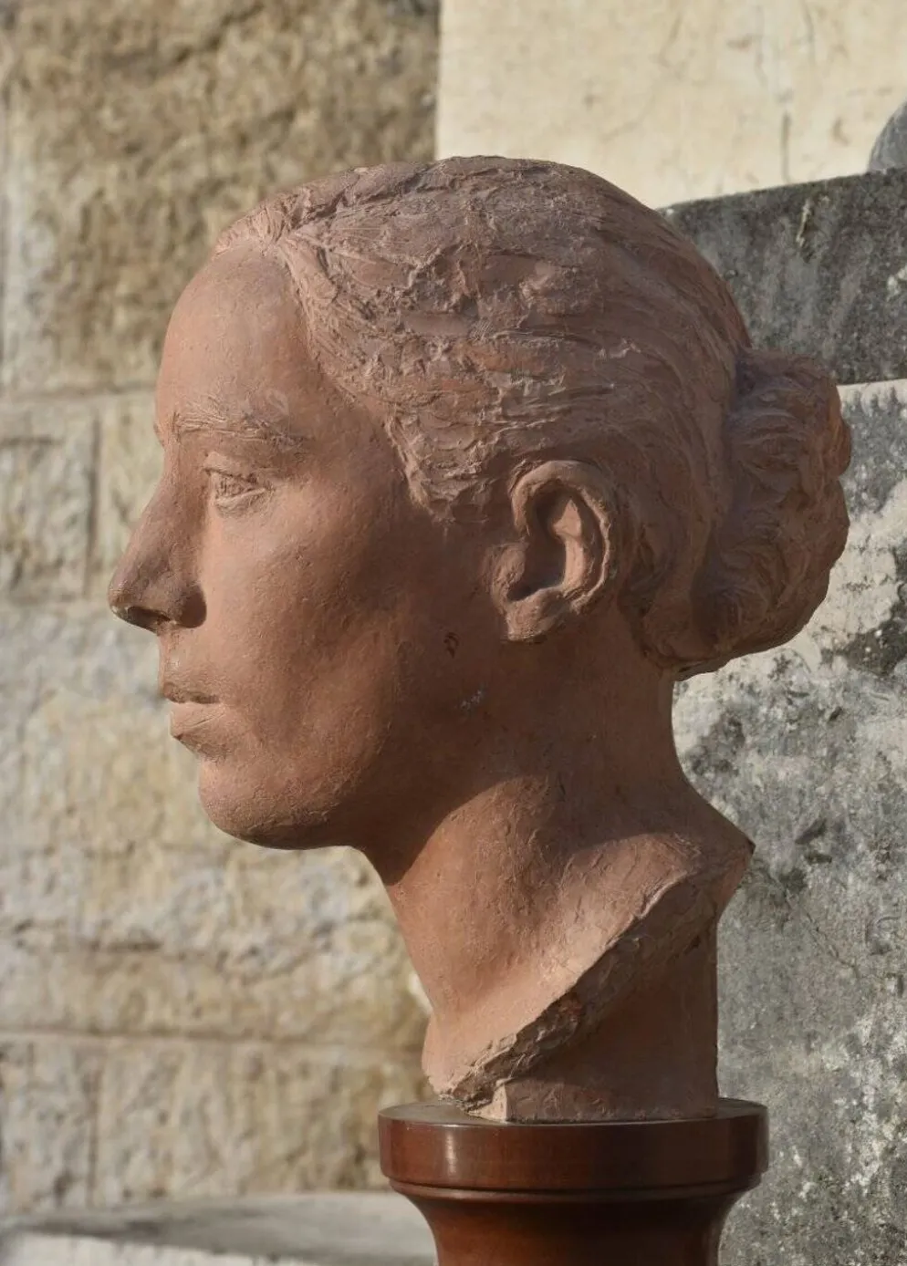 PRYAS, Buste de femme (vers 1935)