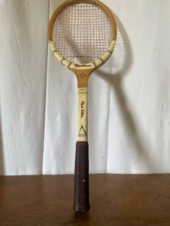 Raquette ancienne tennis montana red star bois vintage