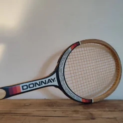 Raquette de tennis ancienne