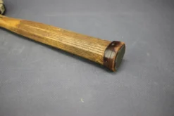 Raquette de tennis Prieur Paris avec presse en bois d'origine, vers 1930-1950