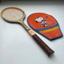Raquette de tennis Snoopy John Newcombe