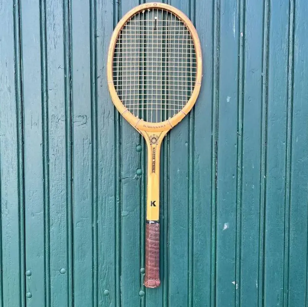 Raquette de tennis vintage