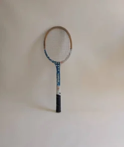 Raquette de tennis vintage