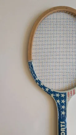 Raquette de tennis vintage