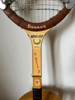 Raquette de tennis vintage