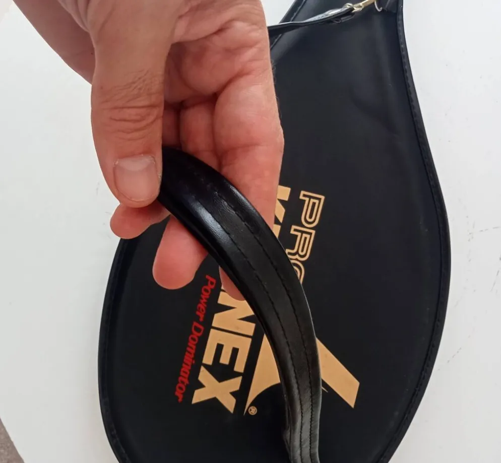 Raquette de tennis vintage Kennex Power Dominator années 80