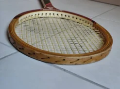Raquette Le Coq Sportif modèle Scorpion