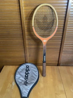 Raquette tennis ancienne adidas lady bois + housse adidas vintage #e19