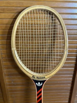 Raquette tennis ancienne adidas ilie nostase bois + housse vintage #e2
