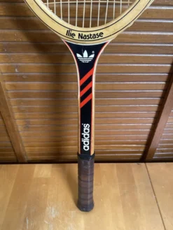 Raquette tennis ancienne adidas ilie nostase bois + housse vintage #e2