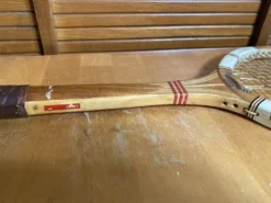 Raquette tennis ancienne dunlop maxply bois + protection sport vintage