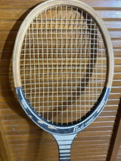 Raquette Tennis Ancienne FINO Trophy Bois Sport Vintage #E212