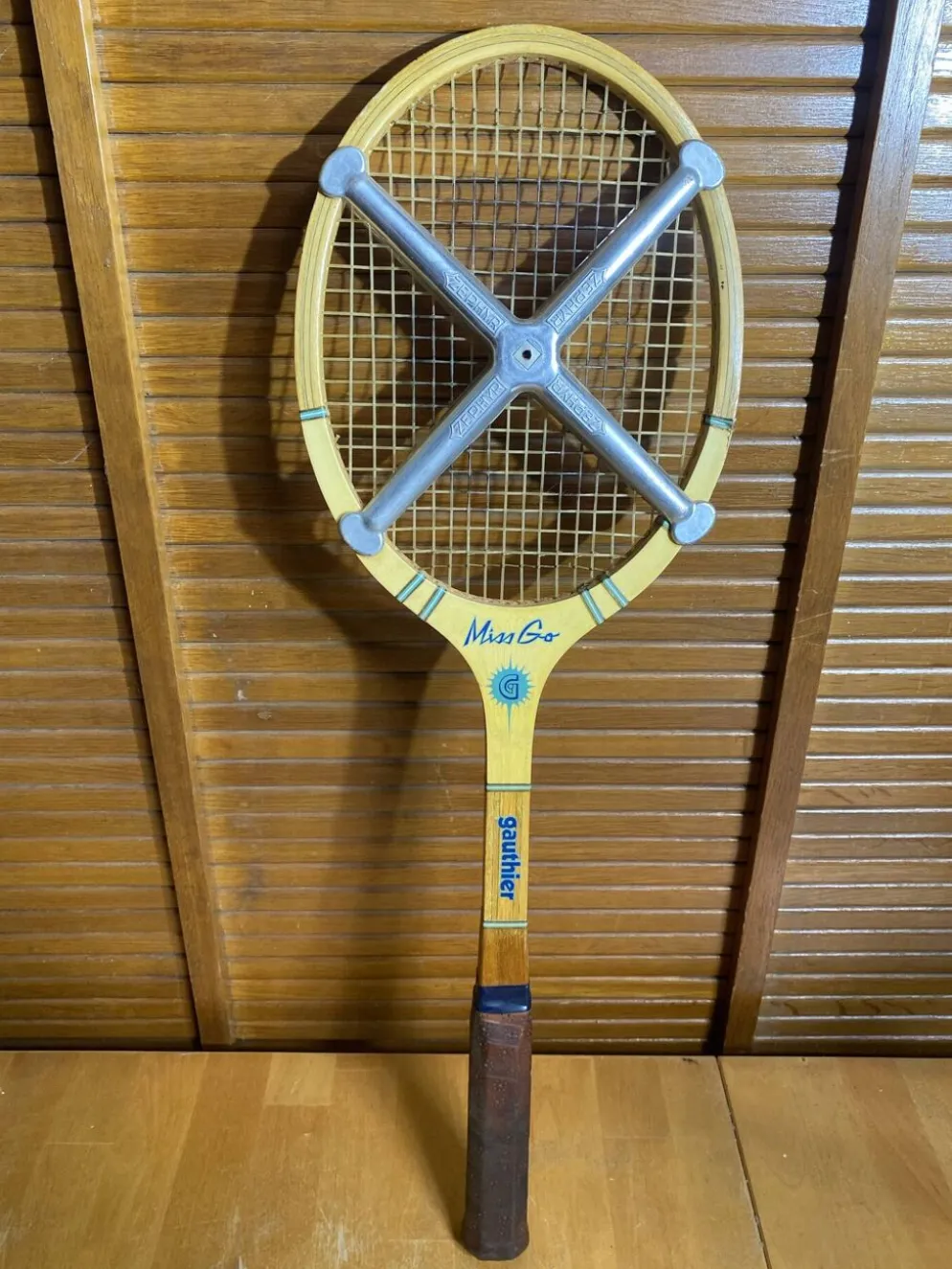 Raquette Tennis Ancienne GAUTHIER Miss Go Bois + Housse + Zephyr Vinta