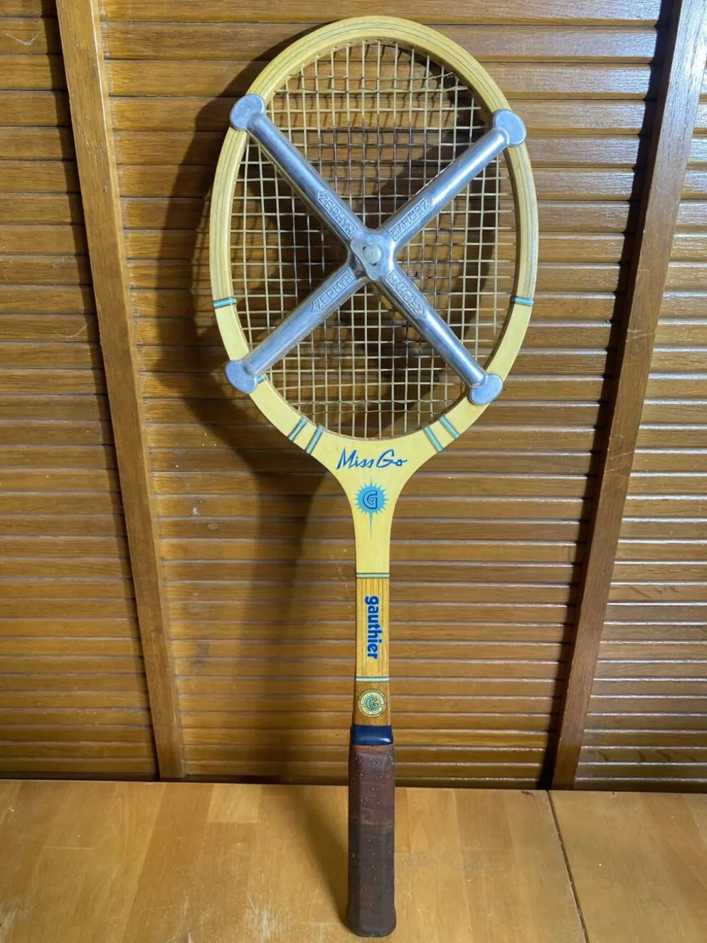 Raquette Tennis Ancienne GAUTHIER Miss Go Bois + Housse + Zephyr Vinta