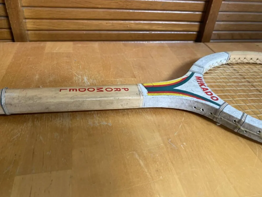 Raquette tennis ancienne mikado promodel bois sport vintage
