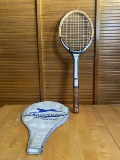 Raquette tennis ancienne snauwaert trainer bois + housse slazenger vin