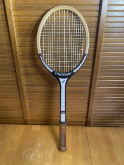 Raquette tennis ancienne snauwaert trainer bois + housse slazenger vin