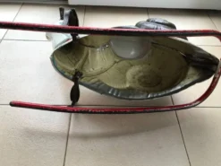 Rare et ancien escargot à bascule de marque mobo