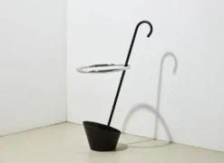 Rare porte-parapluies de Shiro Kuramata pour Pastoe 1986
