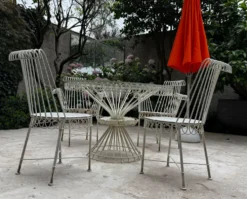 Rare salon de jardin Mathieu Matégot – Ensemble CAP d’Ail 5 pièces