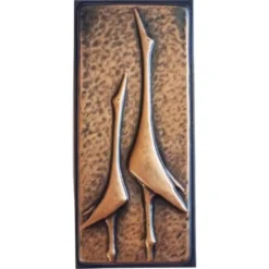 Rare sculpture en relief en laiton de hérons, années 1970